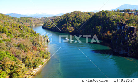 Ena Gorge Autumn scenery 134938554