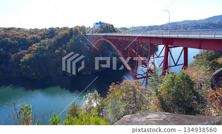 Ena Gorge Autumn scenery 134938560