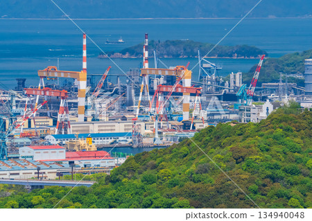 Tokyo: Cityscape overlooking the Seto Inland Sea and Aonoyama mountain view Tokyo: Cityscape overlooking the Seto Inland Sea and Aonoyama mountain view 134940048