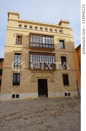 Beautiful street scenes and architecture in Palma de Mallorca, Spain Beautiful street scenes and architecture in Palma de Mallorca, Spain 134940123