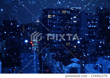 下雪的夜晚 134942379
