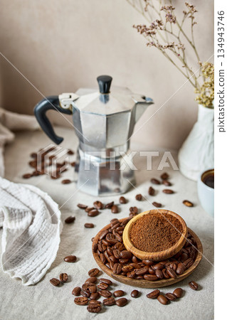 Mocha coffee pot 134943746