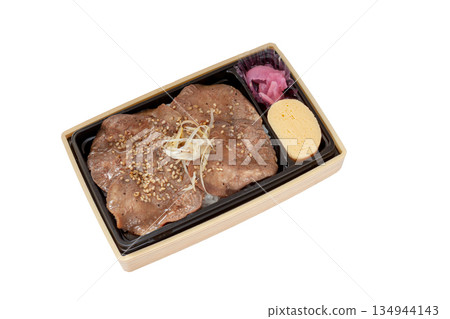 Take-out beef tongue bento, station lunch [white background/clipping] 134944143