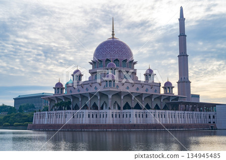 Pink Mosque sunrise and lake view, Putrajaya, Malaysia 134945485