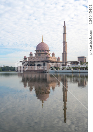 Pink Mosque sunrise and lake view, Putrajaya, Malaysia 134945491