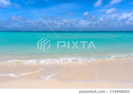 [Okinawa Prefecture] Shimojishima Runway 17END beach 134946003