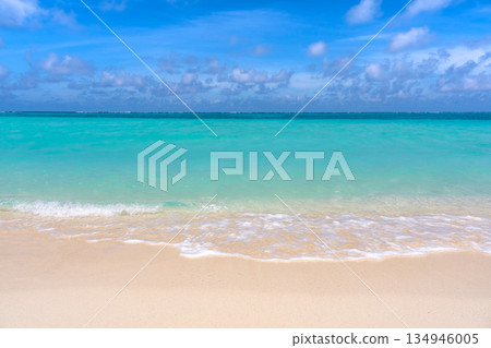 [Okinawa Prefecture] Shimojishima Runway 17END beach 134946005