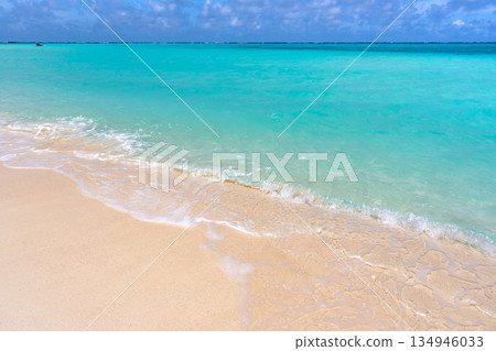 [Okinawa Prefecture] Shimojishima Runway 17END beach 134946033