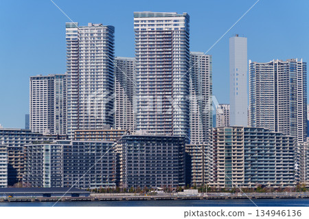 東京灣海岸風光：晴海碼頭與晴海旗 134946136