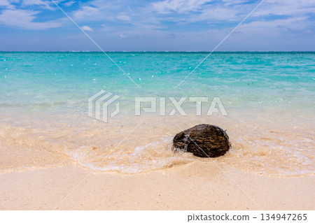 [Okinawa Prefecture] Shimojishima Runway 17END beach 134947265