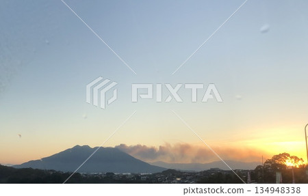 櫻島和晨光 櫻島和晨光 134948338