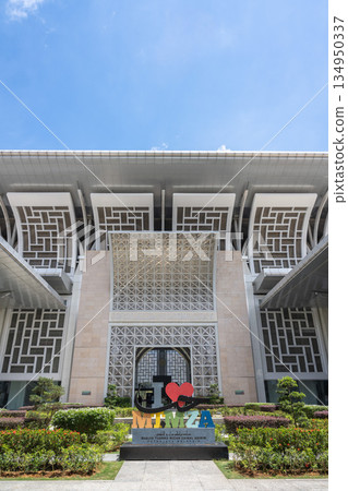 鐵清真寺,現代清真寺建築,布城,馬來西亞 鐵清真寺,現代清真寺建築,布城,馬來西亞 134950337