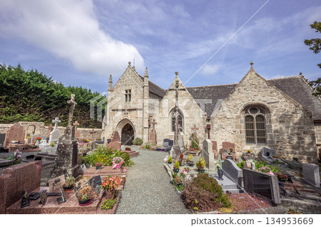 Parish close church of Loguivy, finistere, brittany, france 134953669