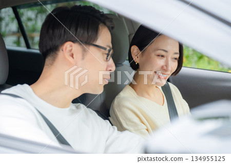 男女駕駛員 134955125
