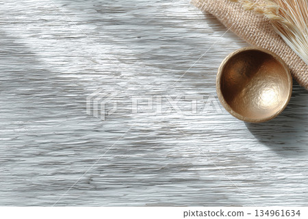 白色油漆木材和天然木紋背景材料 134961634