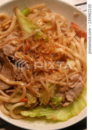 Yaki udon Yaki udon 134962226