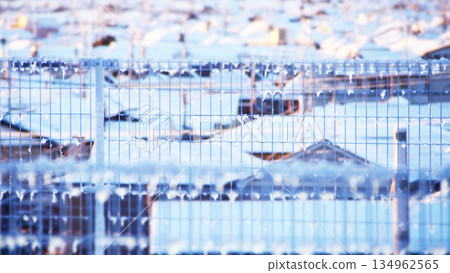 積雪結冰的柵欄 積雪結冰的柵欄 134962565