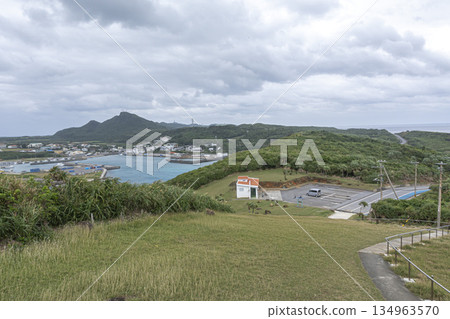 The atmosphere of Yonaguni Island, the westernmost point of Japan 134963570