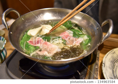 豬肉涮涮鍋 豬肉涮涮鍋 134963584
