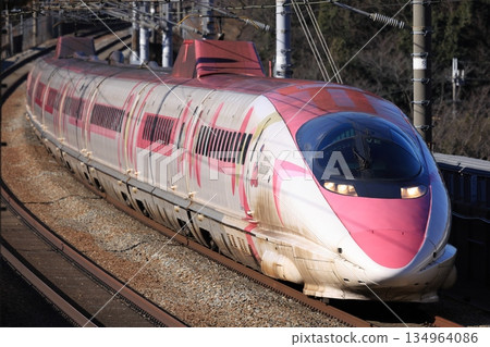 500 series Kodama train running on the Sanyo Shinkansen 500 series Kodama train running on the Sanyo Shinkansen 134964086