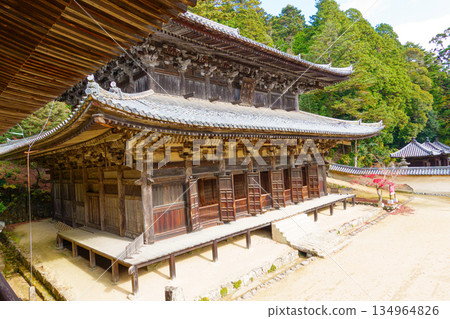 兵庫縣姬路市昭寺圓教寺大殿的秋景 兵庫縣姬路市昭寺圓教寺大殿的秋景 134964826
