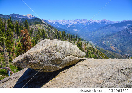 Moro Rock Granite Formation with Sierra Nevada Peaks and Forest in Sequoia National Park 134965735