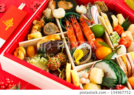 新年菜餚圖片素材（紅色背景） 134967752