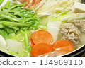 Hot pot, Japanese winter, warm food, delicious gourmet 134969110