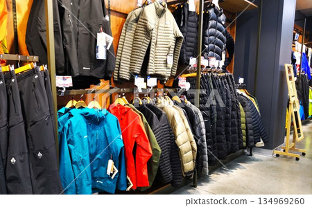 戶外裝備商店 戶外裝備商店 134969260
