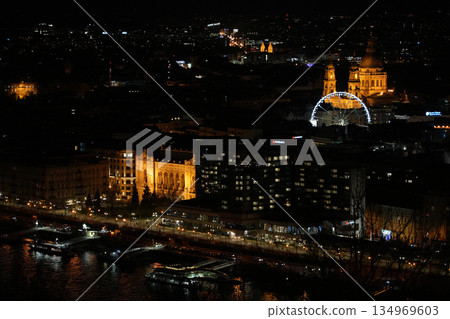匈牙利布達佩斯夜景 134969603