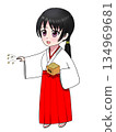 Shrine maiden 134969681