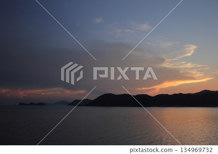 Sunokawa Park, Ehime Prefecture: Evening view with clouds spreading 134969732