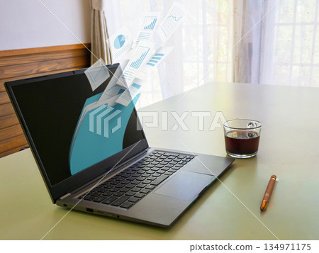 資料組織和筆記型電腦的圖像 134971175