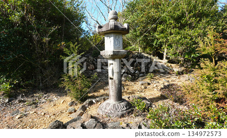 Mount Asakuma sutra mound 134972573