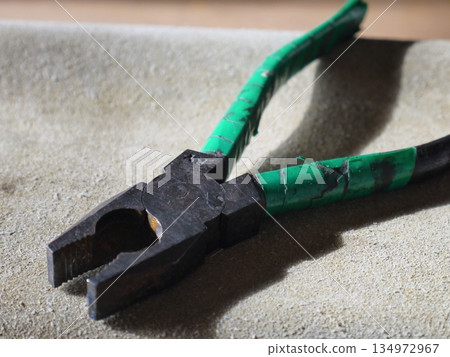 Carpenter's tools, pliers 134972967