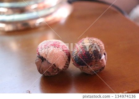 胡桃木針墊 134974136