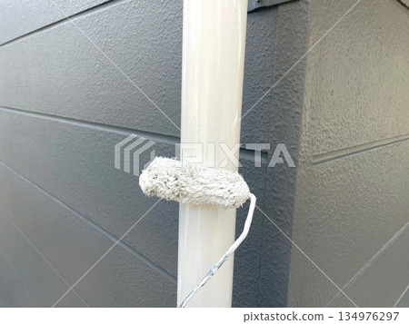 Exterior wall painting 1 Gutter painting 134976297