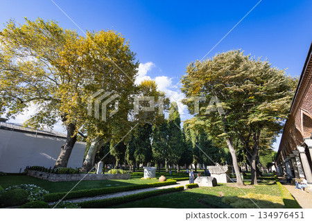 Istanbul Topkapi Palace Gardens 134976451