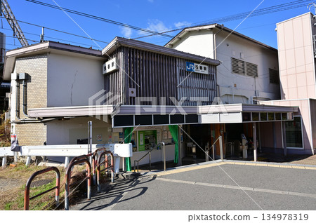 Asaka Station (Hanwa Line) Asaka Station (Hanwa Line) 134978319
