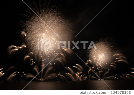 Fireworks in the night sky 25 Fireworks in the night sky 25 134978398