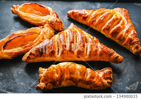 Baked apple and pear pies Baked apple and pear pies 134980015