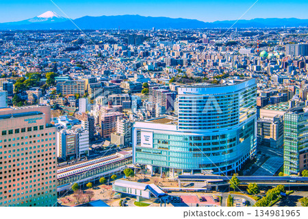 View of the cityscape of Yokohama, Japan, including Mt. Fuji, Sakuragicho Station, and YOKOHAMA AIR CABIN Sakuragicho Station. Towards a new era 134981965