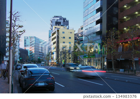 Gaien Nishi Dori (Hiroo) at dusk on New Year's Eve 2025. Cityscape (December 2025) Gaien Nishi Dori (Hiroo) at dusk on New Year's Eve 2025. Cityscape (December 2025) 134983376
