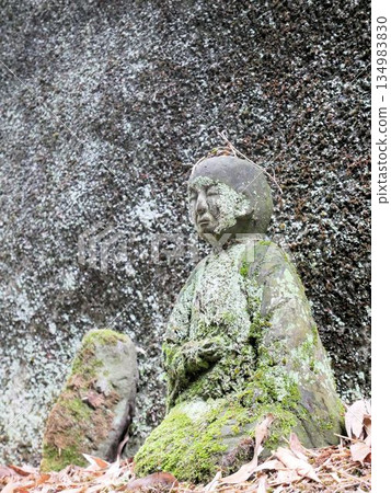 Iwakuma Mountain Pass: Healing Stone Buddha (Yamaga City, Kumamoto Prefecture) Iwakuma Mountain Pass: Healing Stone Buddha (Yamaga City, Kumamoto Prefecture) 134983830