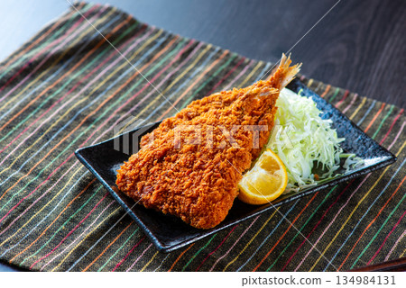 盤子上炸竹莢魚 134984131