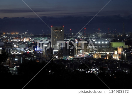 福岡縣北九州市夜景(朝小倉站方向) 福岡縣北九州市夜景(朝小倉站方向) 134985572