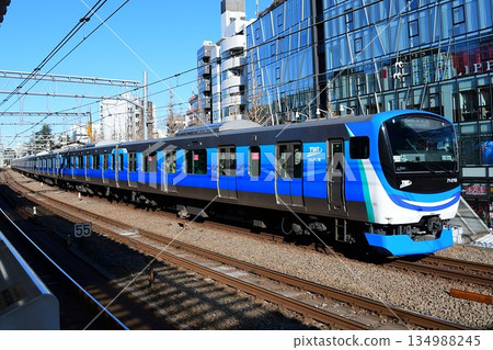 Tokyo Waterfront Area Rapid Transit 71-000 series Z12 train, Rinkai Line, Saikyo Line 134988245