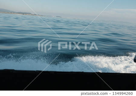 海浪被海浪擊打 海浪被海浪擊打 134994260