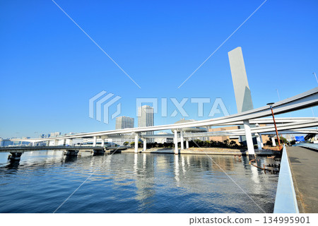 Tokyo Odaiba Shuto Expressway Bayshore Route Ariake Junction 134995901