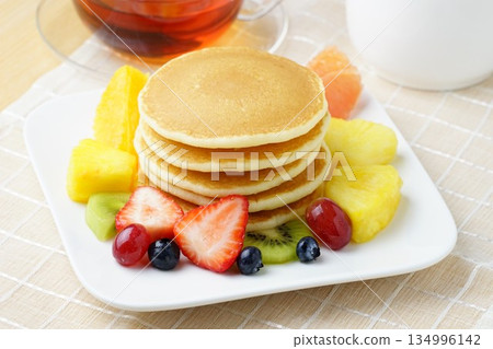 Fruit pancake 134996142